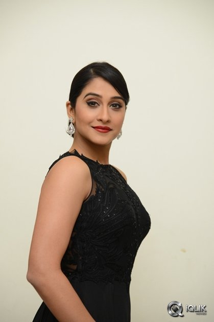 Regina-Cassandra-at-Shaurya-Movie-Audio-Launch